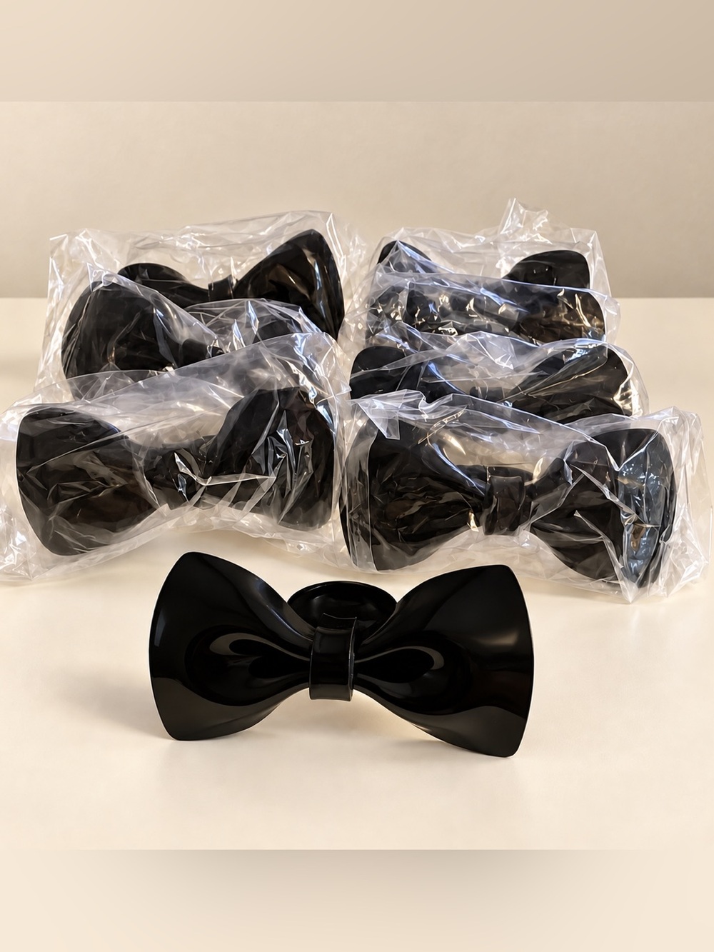 Two’s Company Black Tie Bow Napkin Rings Set of 8 Vintage Acrylic